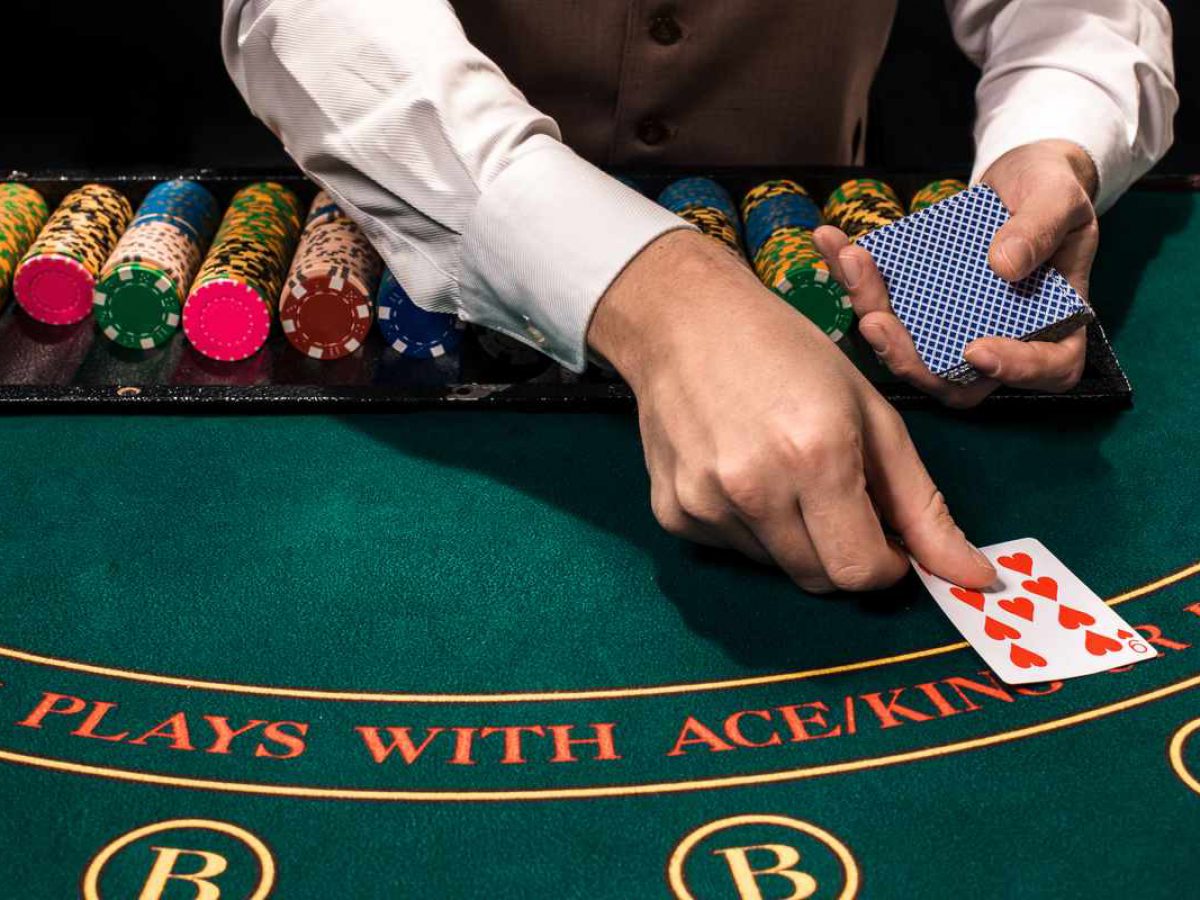 Average Poker Dealer Tips